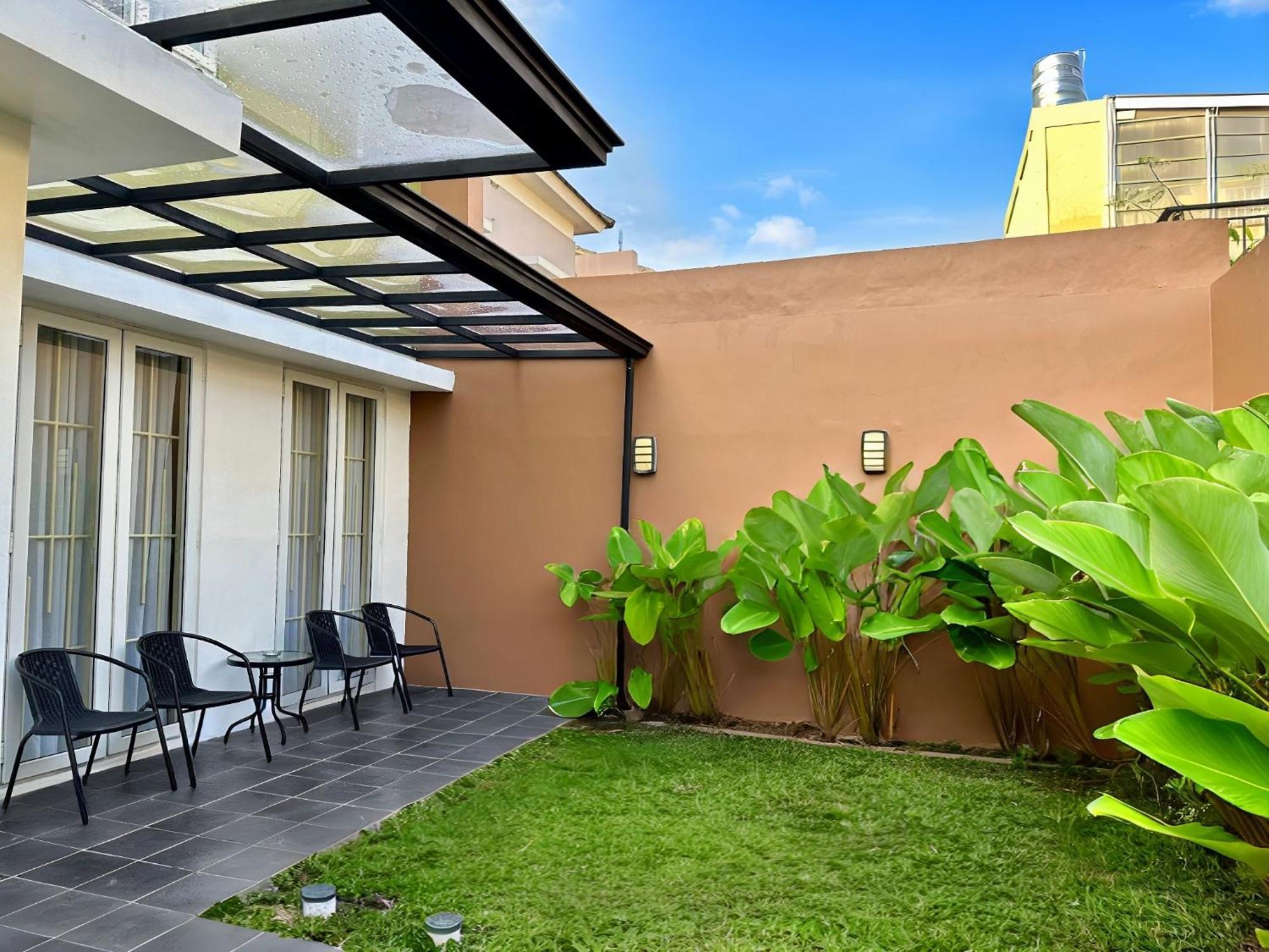 Blessimore Springhill 4Br Palembang Luaran gambar